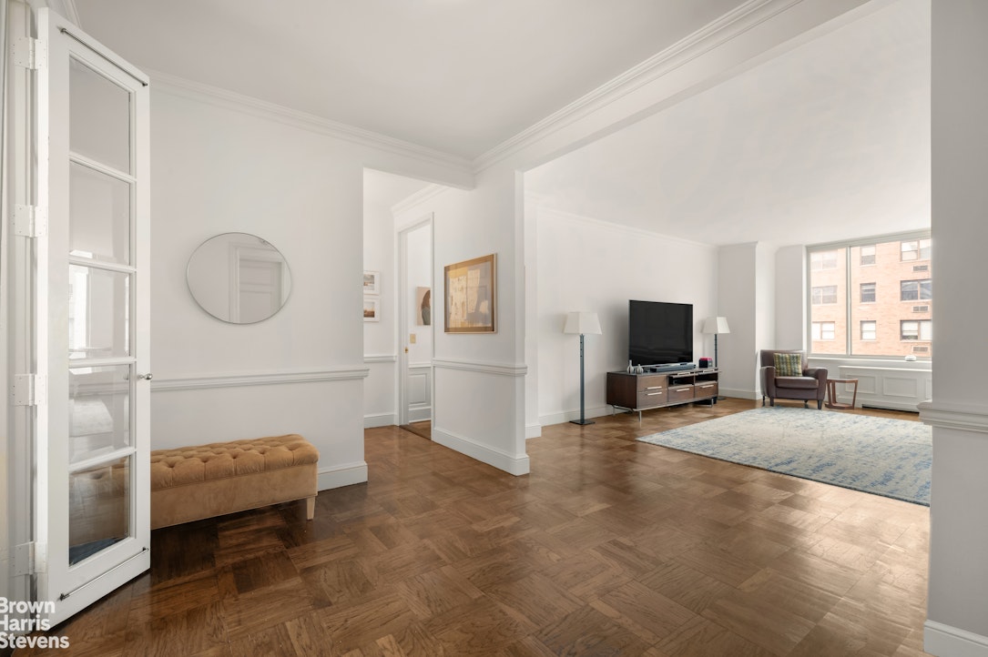 Photo 1 of 308 East 72nd Street 14A, Upper East Side, NYC, $2,695,000, Web #: 22948768