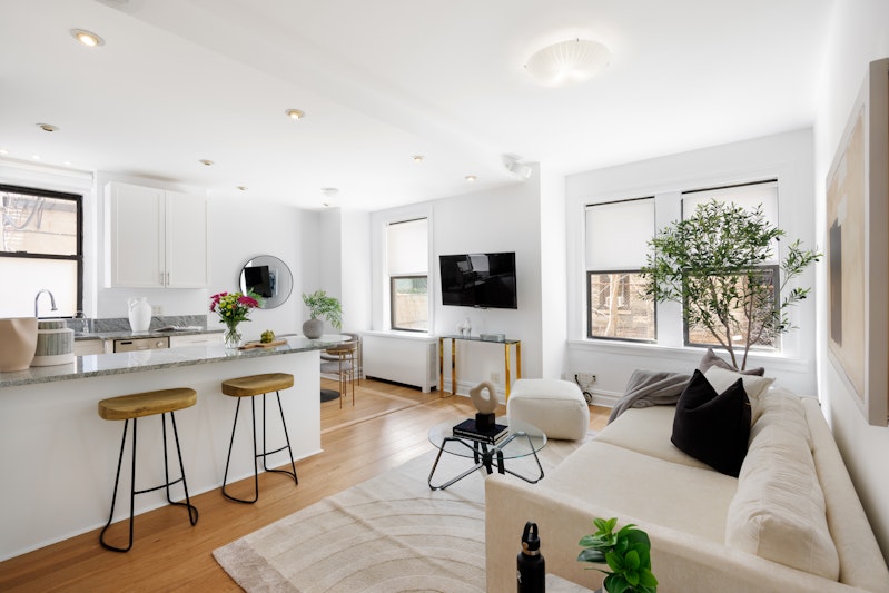 334 West 86th Street 1E, Upper West Side, Upper West Side, NYC - 1 Bedrooms  
1 Bathrooms  
3 Rooms - 