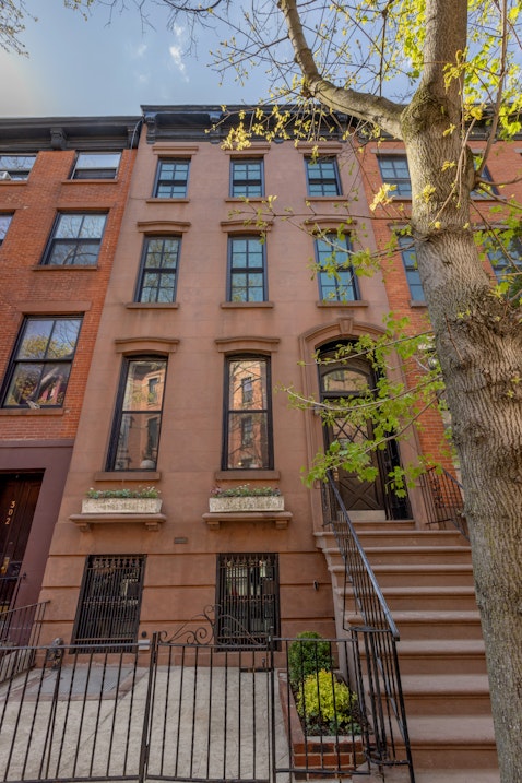 Property for Sale at 300 Hicks Street, Brooklyn Heights, Brooklyn, New York - Bedrooms: 7 
Bathrooms: 4 
Rooms: 12  - $4,800,000