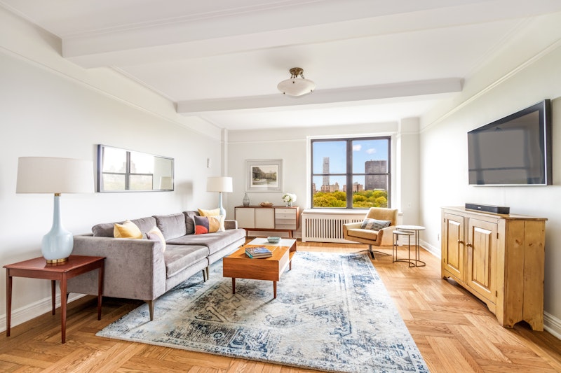 Rental Property at 415 Central Park West 10E, Upper West Side, Upper West Side, NYC - Bedrooms: 2 
Bathrooms: 3 
Rooms: 6  - $8,000 MO.