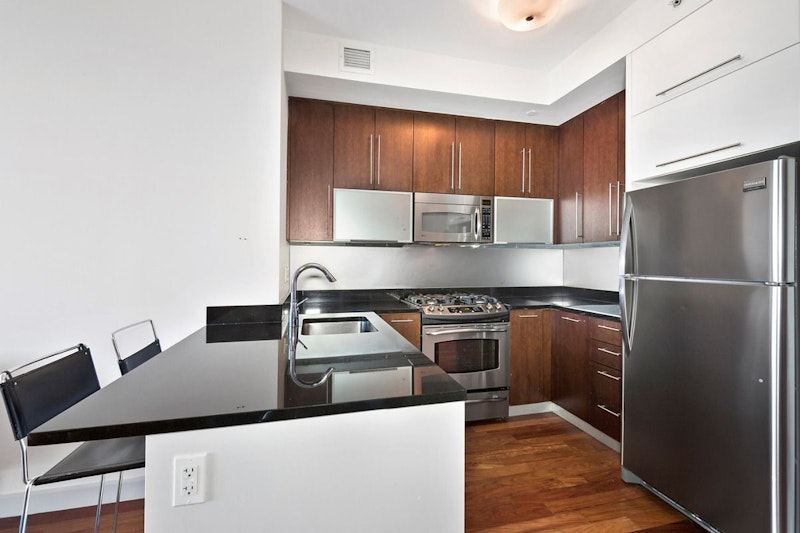 Rental Property at 100 Jay Street 23E, Dumbo, Brooklyn, New York - Bedrooms: 1 
Bathrooms: 1 
Rooms: 3  - $4,200 MO.