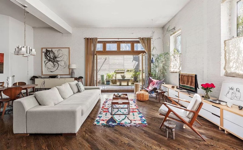 Property for Sale at 449 12th Street 1R, Park Slope, Brooklyn, New York - Bedrooms: 2 
Bathrooms: 1 
Rooms: 4  - $1,999,000