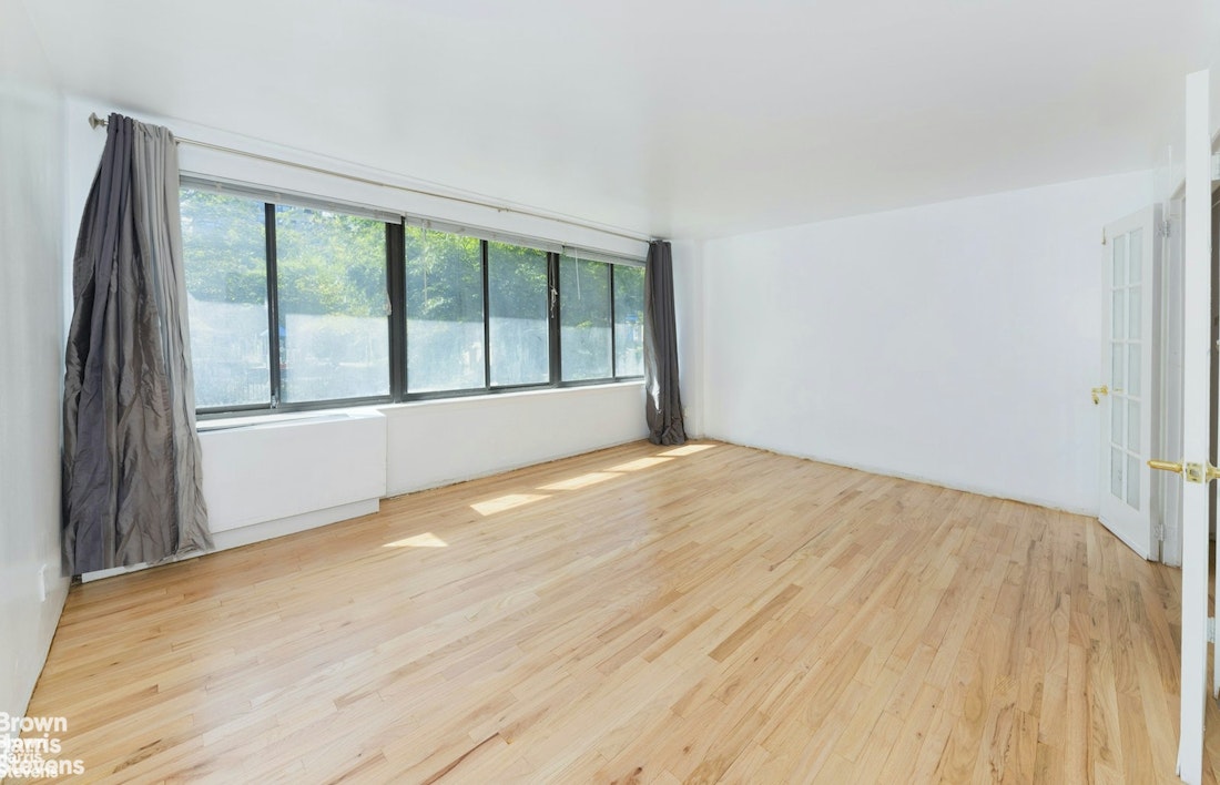 Photo 1 of 359 East 68th Street 2A, Upper East Side, NYC, $4,100, Web #: 23005404