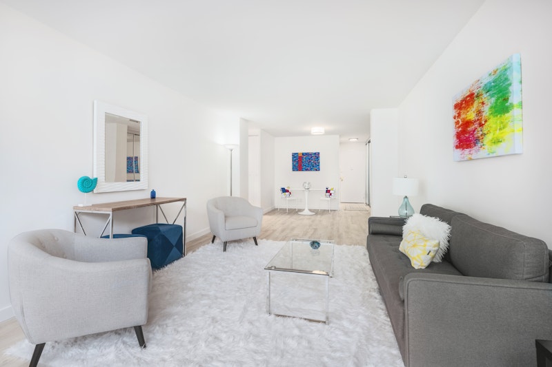 Property for Sale at 520 East 72nd Street 8T, Upper East Side, Upper East Side, NYC - Bedrooms: 1 
Bathrooms: 1 
Rooms: 3.5 - $569,000