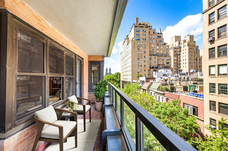 20 East 74th Street 8E, Upper East Side, Upper East Side, NYC - 1 Bedrooms  
1 Bathrooms  
3.5 Rooms - 