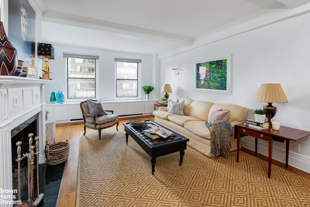 Photo 1 of 865 United Nations Plaza 13C, Midtown East, NYC, $999,000, Web #: 23011914
