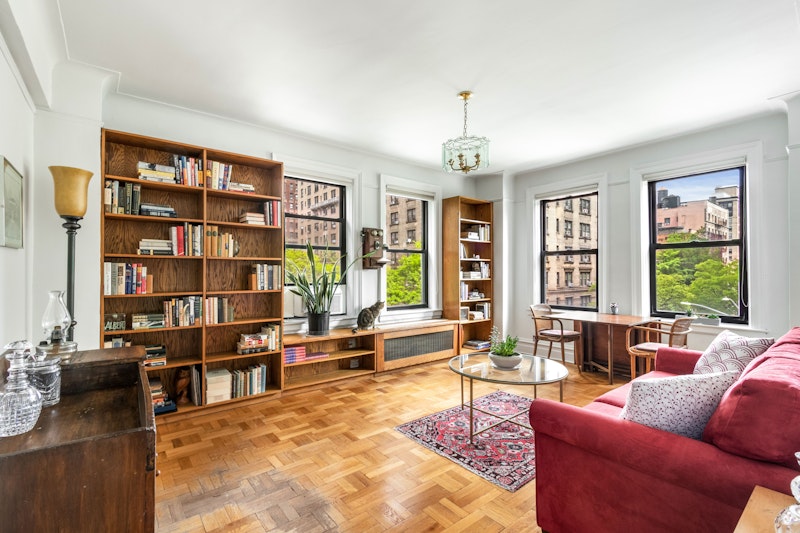 Property for Sale at 875 West End Avenue 4B, Upper West Side, Upper West Side, NYC - Bedrooms: 4 
Bathrooms: 2 
Rooms: 7  - $2,195,000