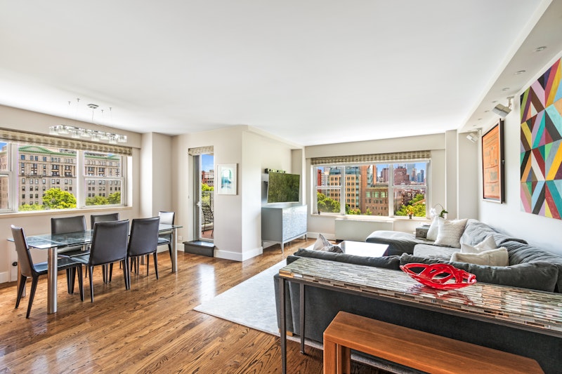 Property for Sale at 2 Fifth Avenue 10F, Greenwich Village, Downtown, NYC - Bedrooms: 2 
Bathrooms: 2 
Rooms: 4  - $2,995,000