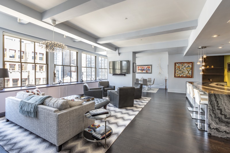 130 West 30th Street, Chelsea, Downtown, NYC - 2 Bedrooms  
2.5 Bathrooms  
6 Rooms - 