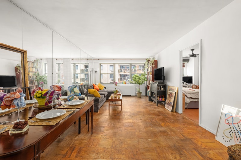 Property for Sale at 10 West 15th Street 910, Flatiron, Downtown, NYC - Bedrooms: 2 
Bathrooms: 1 
Rooms: 4  - $1,295,000