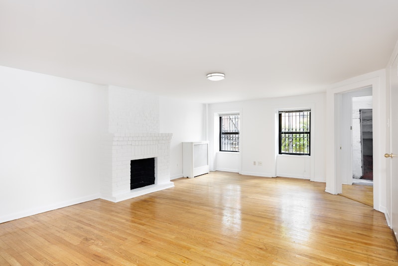 Rental Property at 100 Prospect Place, Park Slope, Brooklyn, New York - Bedrooms: 2 
Bathrooms: 1 
Rooms: 4  - $4,000 MO.