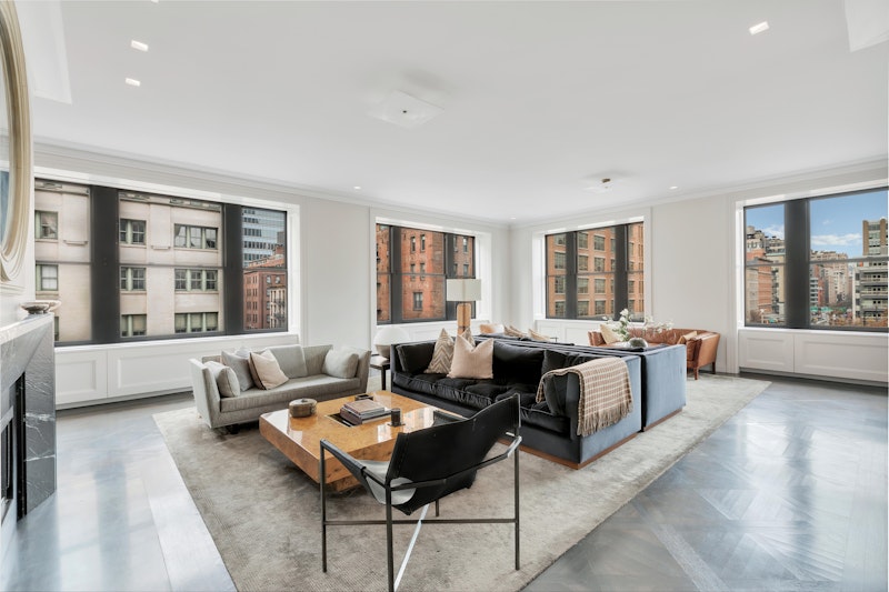 124 Hudson Street, Tribeca, Downtown, NYC - 4 Bedrooms  
3.5 Bathrooms  
7.5 Rooms - 