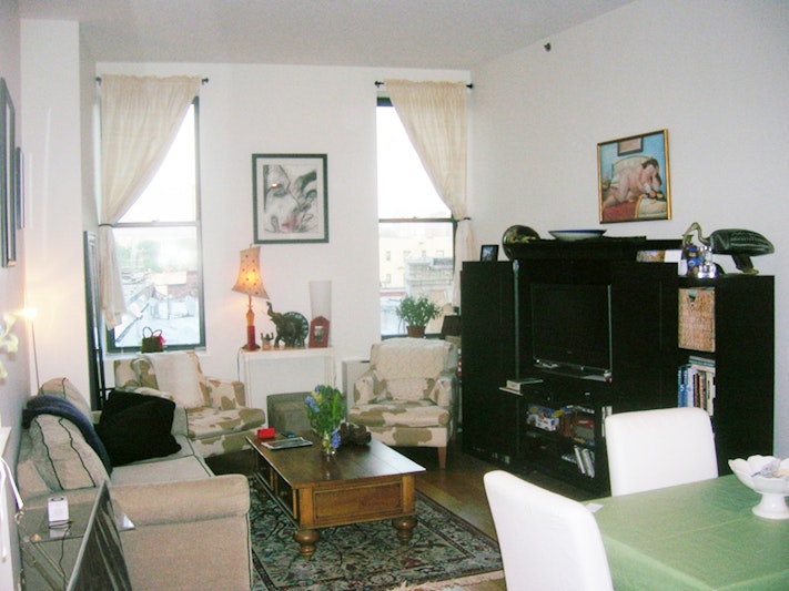 Rental Property at 96 Rockwell Place 5D, Fort Greene, Brooklyn, New York - Bedrooms: 1 
Bathrooms: 1 
Rooms: 3  - $3,950 MO.