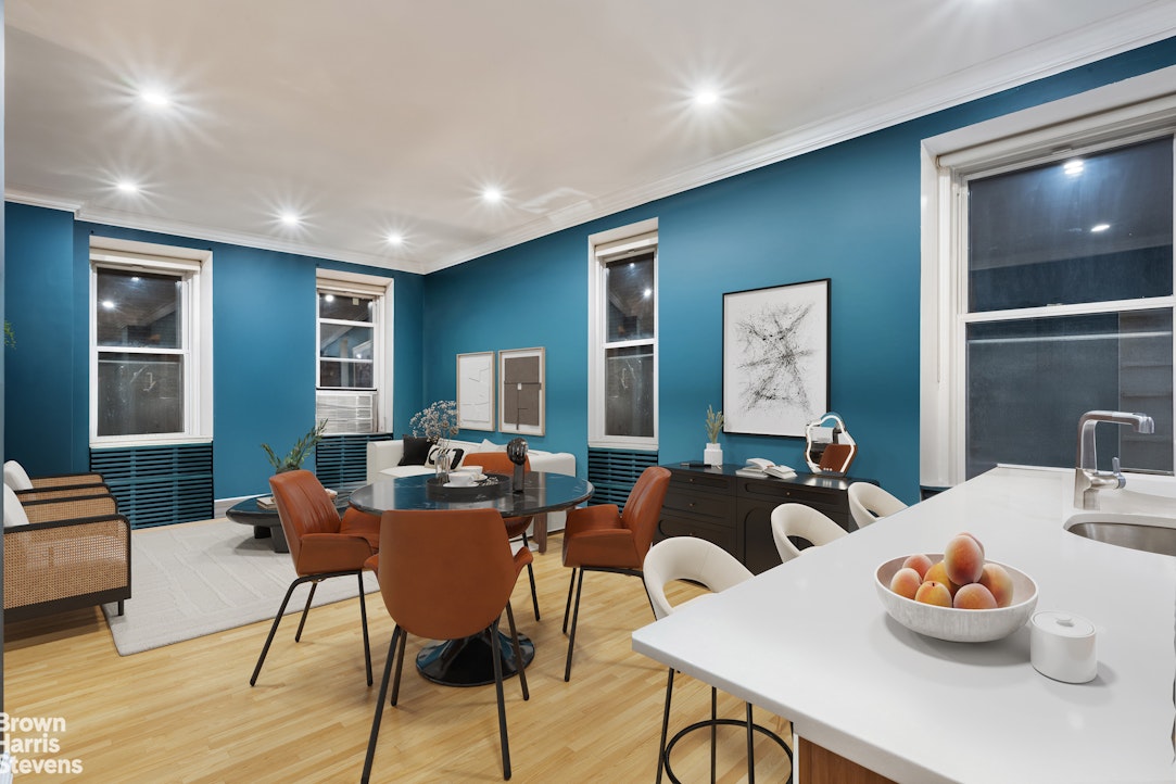 Photo 1 of 26 East 63rd Street 2C, Upper East Side, NYC, $1,350,000, Web #: 23053975