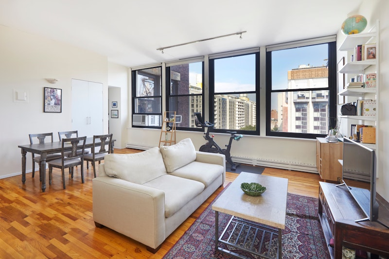 Rental Property at 250 Mercer Street D804, Greenwich Village, Downtown, NYC - Bedrooms: 1 
Bathrooms: 1 
Rooms: 3  - $7,800 MO.