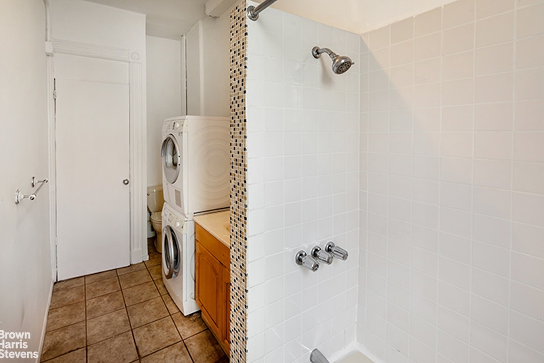 796 Lexington Avenue, #3