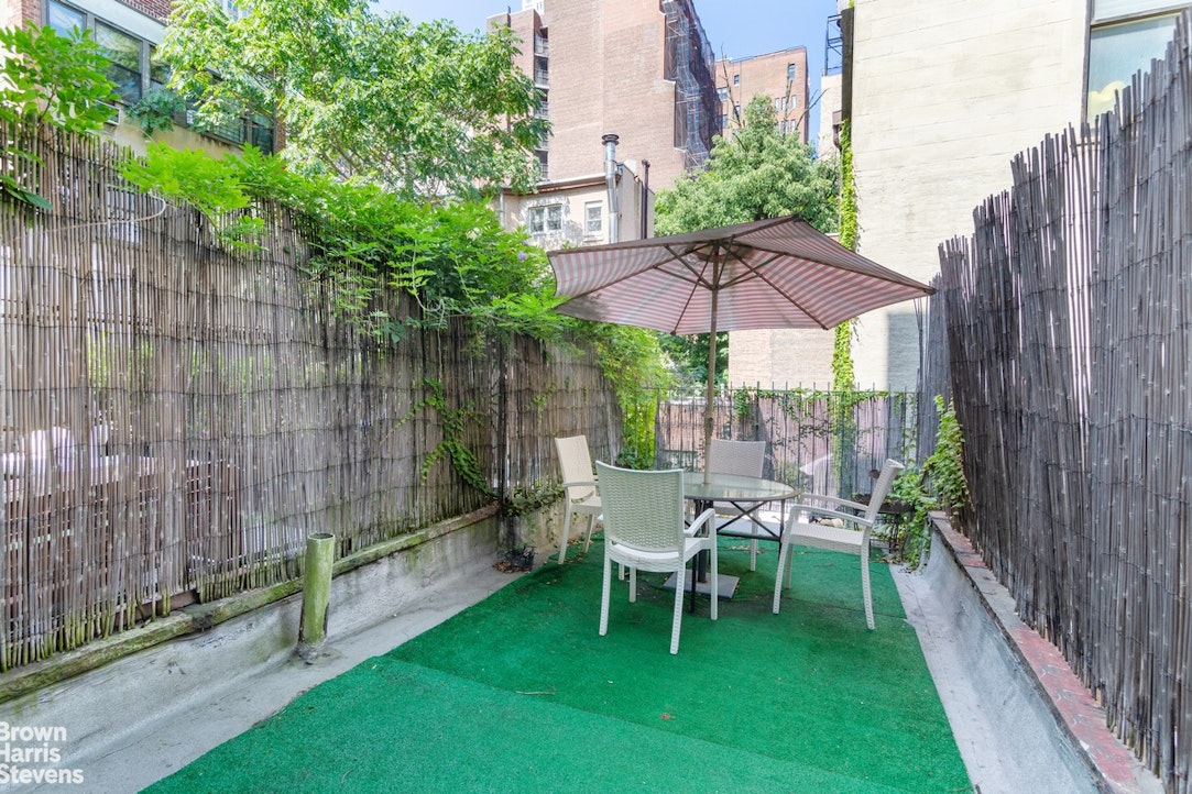 796 Lexington Avenue, #3
