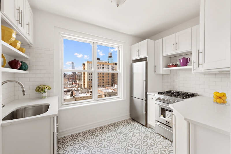 200 West 108th Street 12F, Upper West Side, Upper West Side, NYC - 1 Bedrooms  
1 Bathrooms  
4 Rooms - 