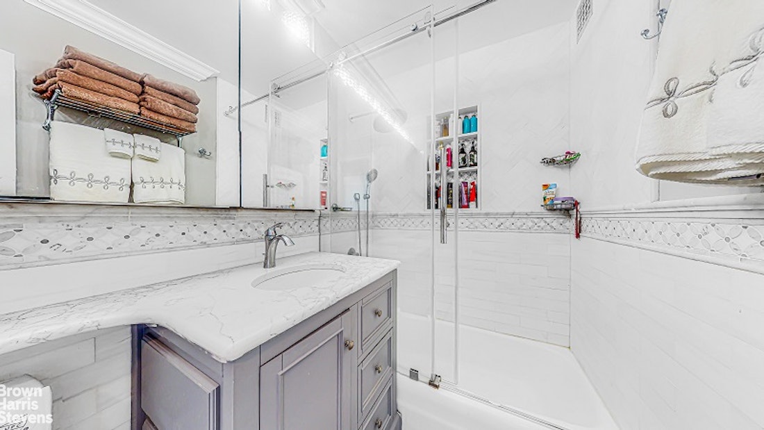 345 East 80th Street 19EF Upper East Side New York NY 10075