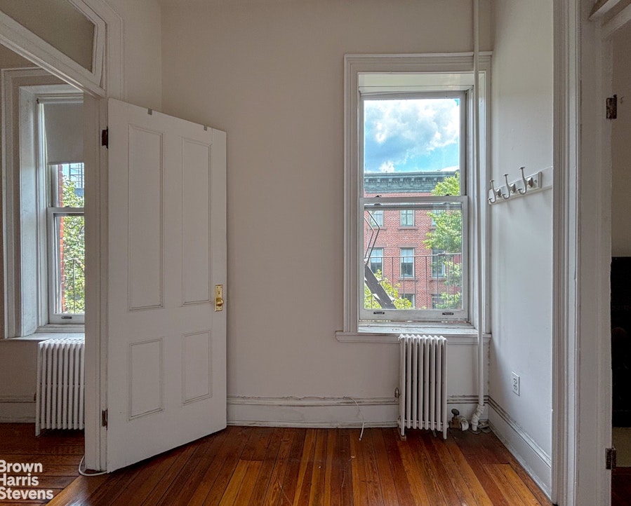 316 Henry Street, #4