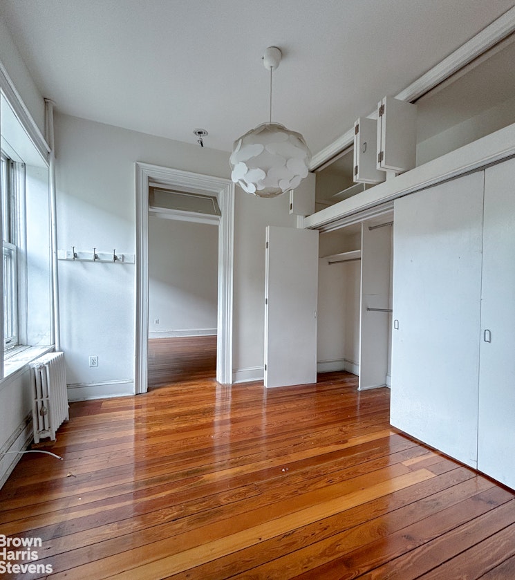 316 Henry Street, #4
