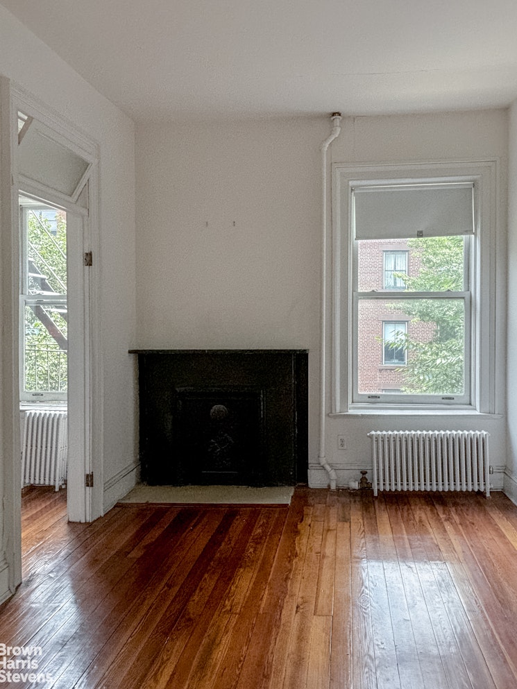 316 Henry Street, #4