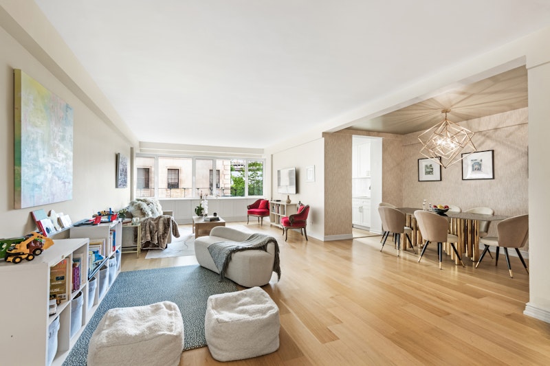 25 Sutton Place South 3D, Midtown East, Midtown East, NYC - 2 Bedrooms  
2 Bathrooms  
4.5 Rooms - 