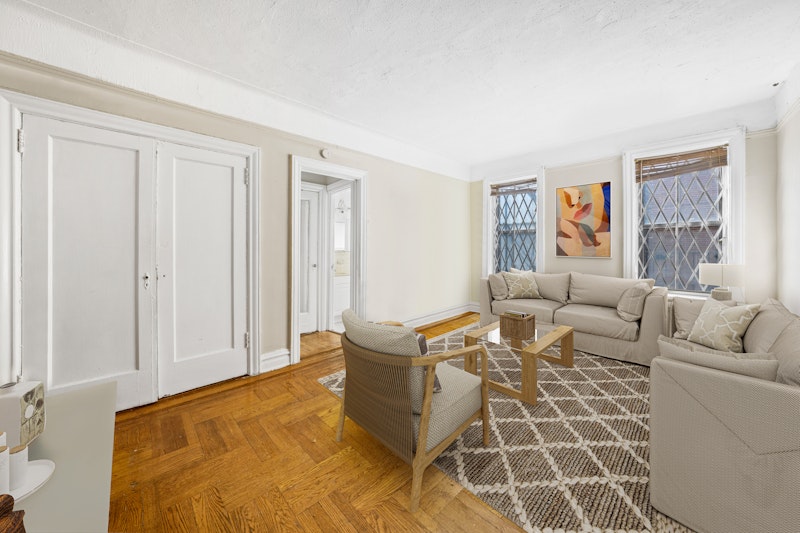 Property for Sale at 1040 Carroll St 2H, Crown Heights, Brooklyn, New York - Bedrooms: 1 
Bathrooms: 1 
Rooms: 3  - $365,400