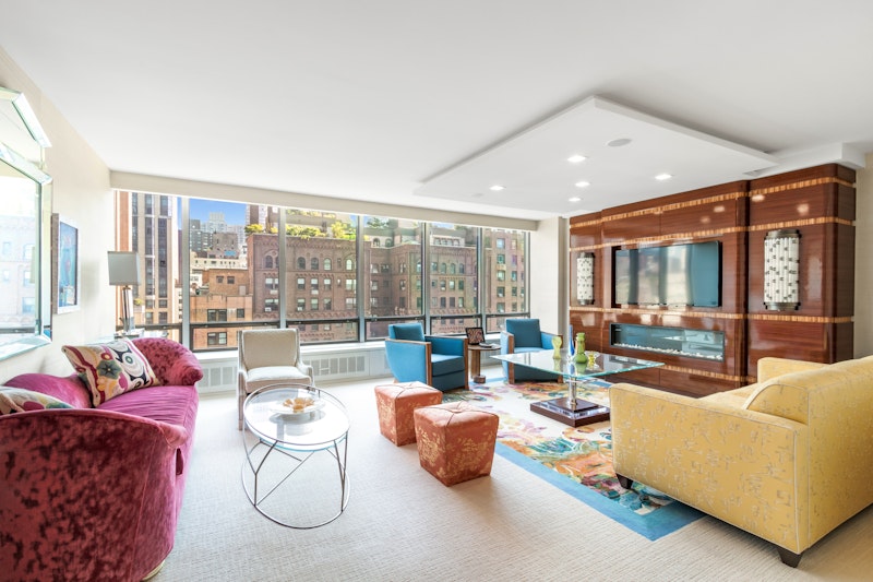 Property for Sale at 860 United Nations Plaza 11D, Midtown East, Midtown East, NYC - Bedrooms: 1 
Bathrooms: 2 
Rooms: 4  - $1,325,000