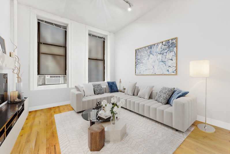 857 Ninth Avenue D, Midtown West, Midtown West, NYC - 2 Bedrooms  
1 Bathrooms  
3.5 Rooms - 