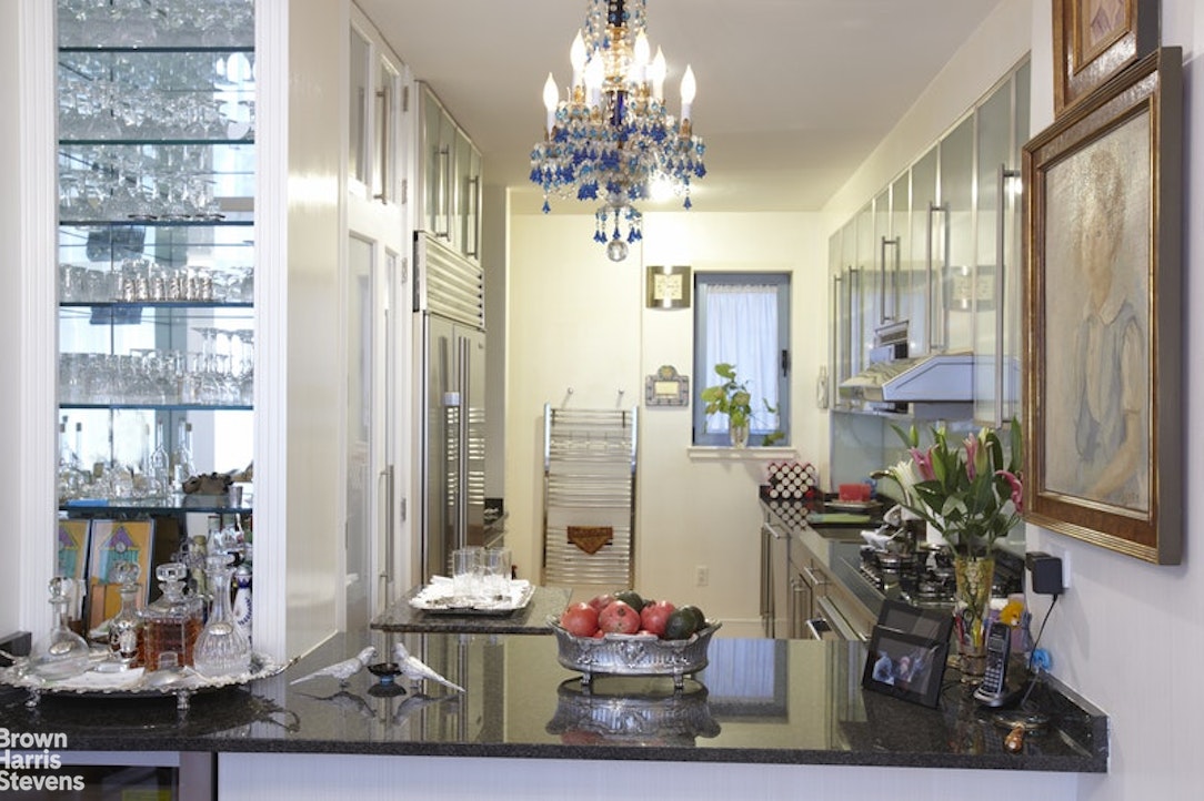 330 East 57th Street Sutton Place New York NY 10022