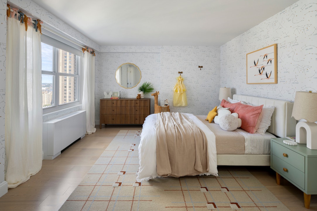 155 West 68th Street 24D Lincoln Square New York NY 10023