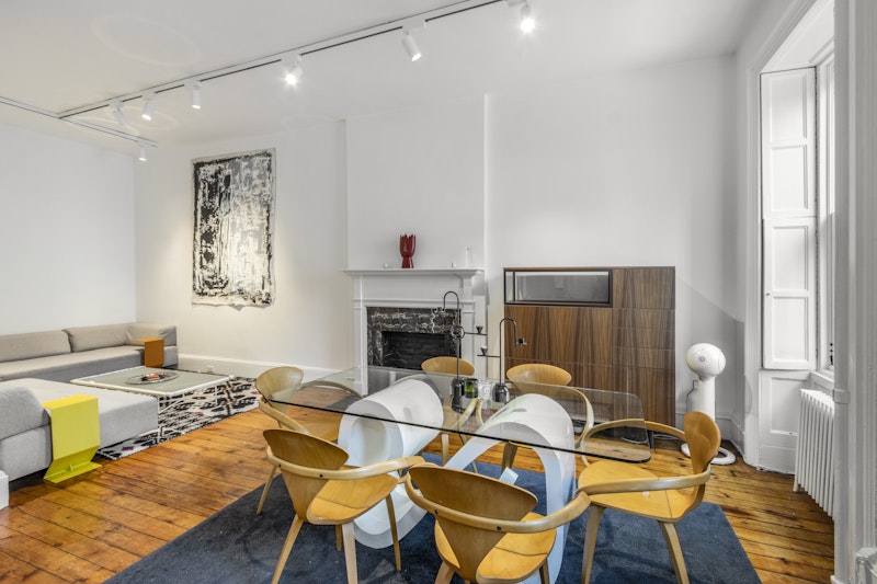 453 West 21st Street 2, Chelsea, Downtown, NYC - 2 Bedrooms  
1 Bathrooms  
4 Rooms - 