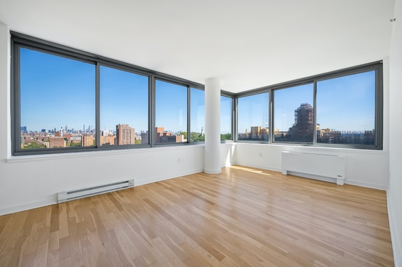 230 Ashland Place 16A, Fort Greene, Brooklyn, New York - 2 Bedrooms  
2 Bathrooms  
5 Rooms - 