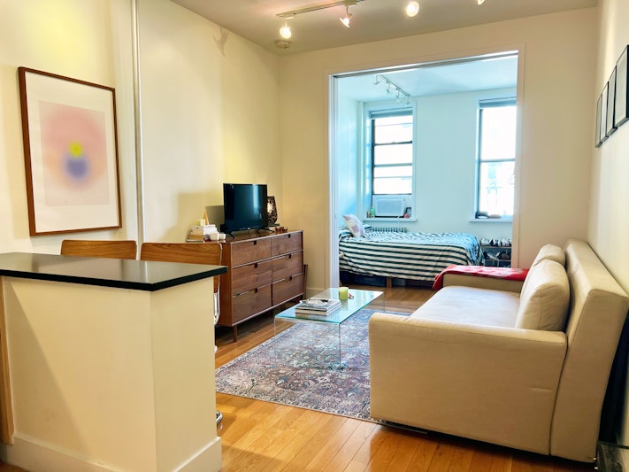 Rental Property at 186 East 2nd Street 12, East Village, Downtown, NYC - Bedrooms: 1 
Bathrooms: 1 
Rooms: 2  - $3,195 MO.