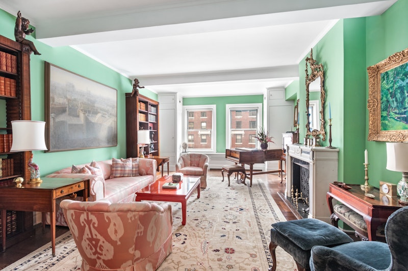 975 Park Avenue 6A, Upper East Side, Upper East Side, NYC - 2 Bedrooms  
3 Bathrooms  
6 Rooms - 