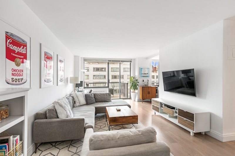 Property for Sale at 171 East 84th Street 12A, Upper East Side, Upper East Side, NYC - Bedrooms: 1 
Bathrooms: 1 
Rooms: 4  - $1,195,000