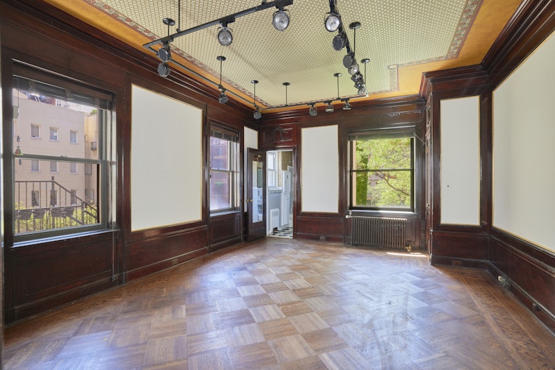 Property for Sale at 4 East 82nd Street 3R, Upper East Side, Upper East Side, NYC - Bathrooms: 1 
Rooms: 1  - $650,000