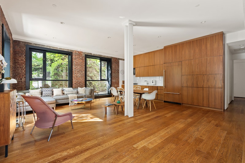 Property for Sale at 142 North 1st Street 1A, Williamsburg North Side, Brooklyn, New York - Bedrooms: 2 
Bathrooms: 2.5 
Rooms: 5  - $3,950,000