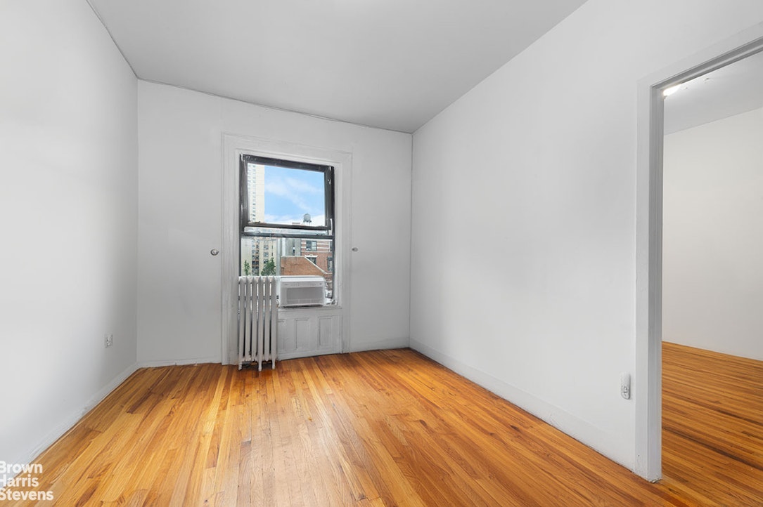 Photo 1 of 104 West 96th Street 67, Upper West Side, NYC, $2,950, Web #: 23228842