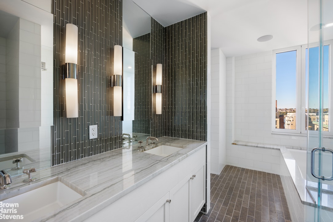 230 W 78th Street, #19