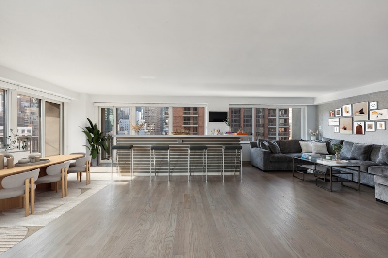 300 East 59th Street 1402/1403, Midtown East, Midtown East, NYC - 2 Bedrooms  
3 Bathrooms  
5 Rooms - 