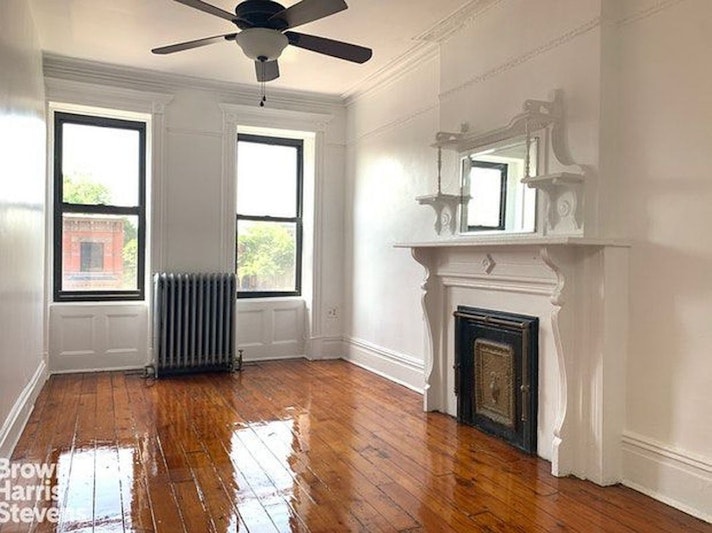 Rental Property at 123A Halsey Street 3, Bedford-Stuyvesant, Brooklyn, New York - Bedrooms: 2 
Bathrooms: 1 
Rooms: 3  - $2,750 MO.