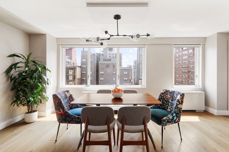 201 East 25th Street 11De, Gramercy Park, Downtown, NYC - 3 Bedrooms  
2 Bathrooms  
7 Rooms - 