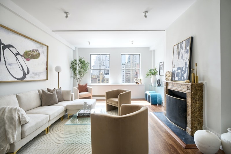 Property for Sale at 130 East 75th Street 10C, Upper East Side, Upper East Side, NYC - Bedrooms: 3 
Bathrooms: 3 
Rooms: 6  - $2,850,000