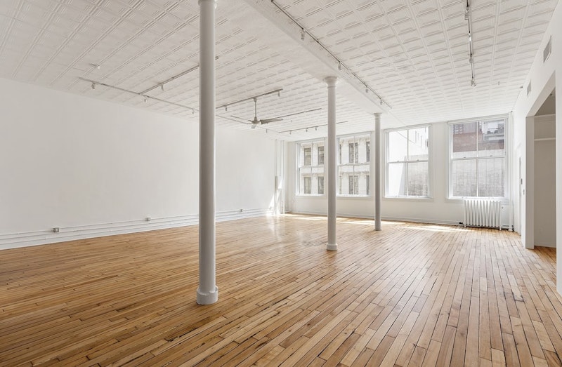 50 White Street, Tribeca, Downtown, NYC - 2 Bedrooms  
2 Bathrooms  
4 Rooms - 