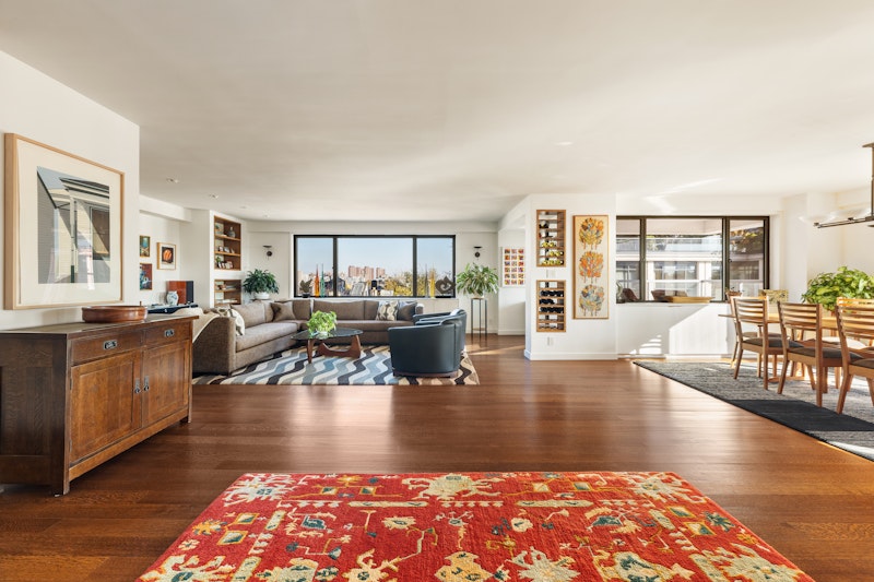 535 East 86th Street 8H, Upper East Side, Upper East Side, NYC - 2 Bedrooms  
2.5 Bathrooms  
5 Rooms - 