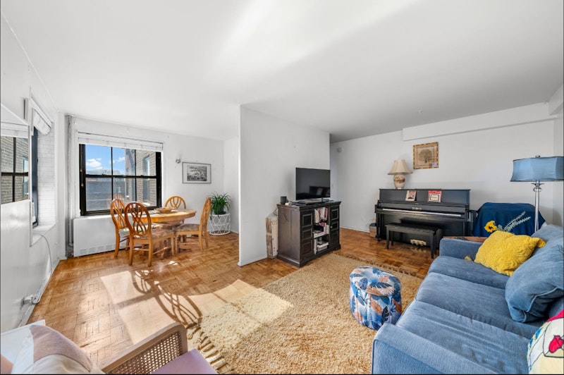 Property for Sale at 361 Clinton Avenue 7A, Clinton Hill, Brooklyn, New York - Bedrooms: 1 
Bathrooms: 1 
Rooms: 1  - $735,000