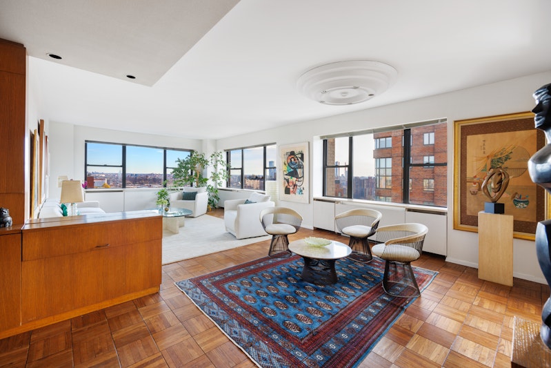 60 East End Avenue 21A, Upper East Side, Upper East Side, NYC - 2 Bedrooms  
2.5 Bathrooms  
5 Rooms - 