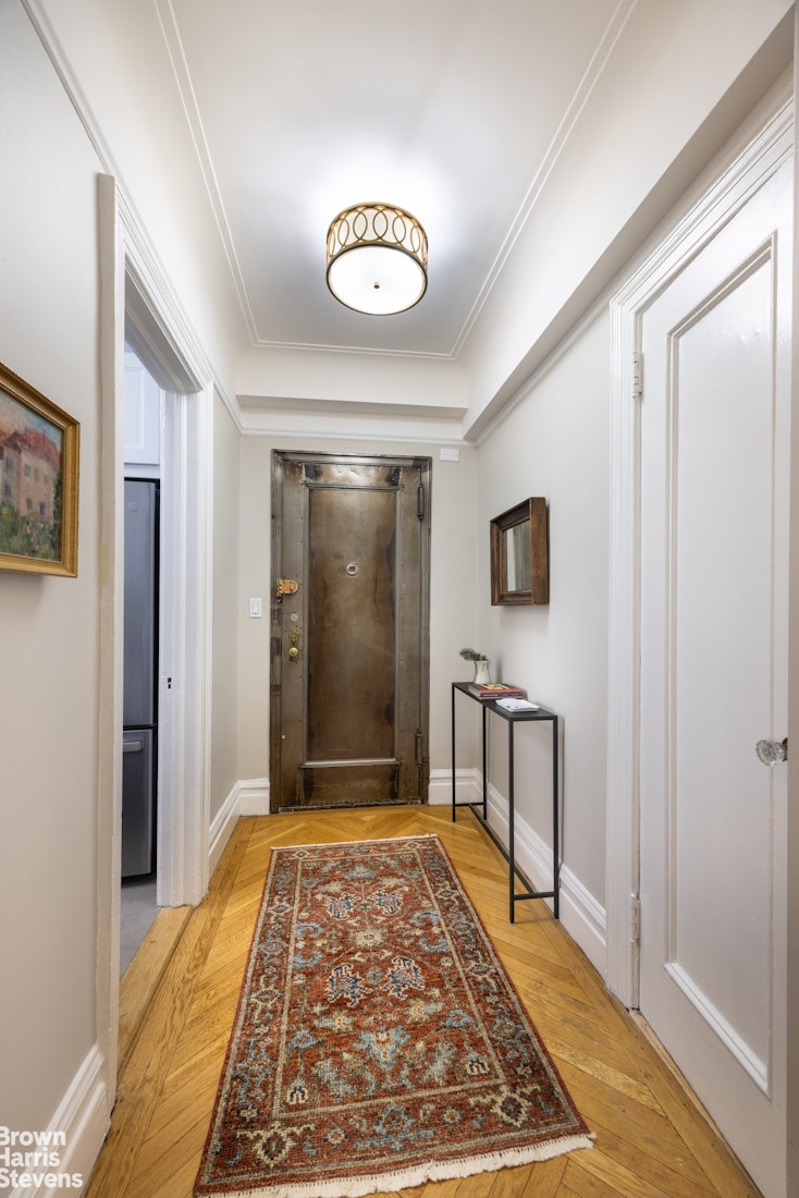 390 Riverside Drive, #5C